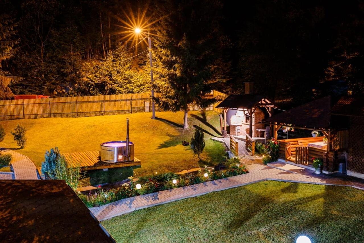 Casa Tudor Topliţa Екстериор снимка